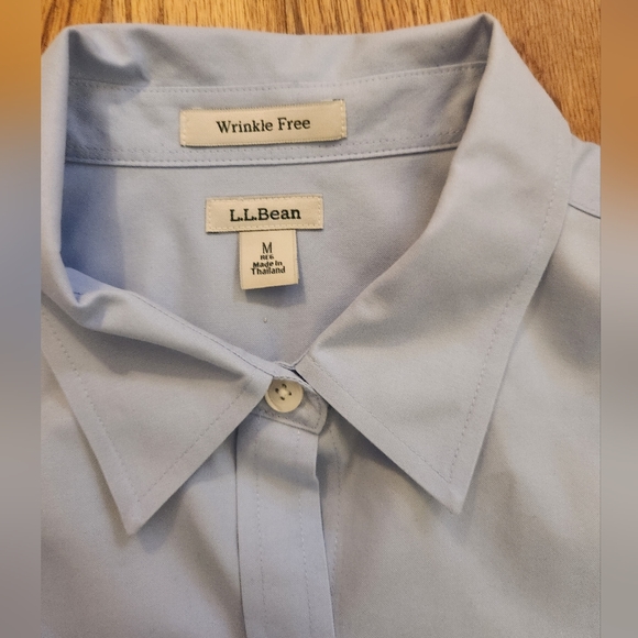 LL Bean Women's Wrinkle-Free Button-Up Blouse 3/4 Sleeves Medium - Picture 3 of 6